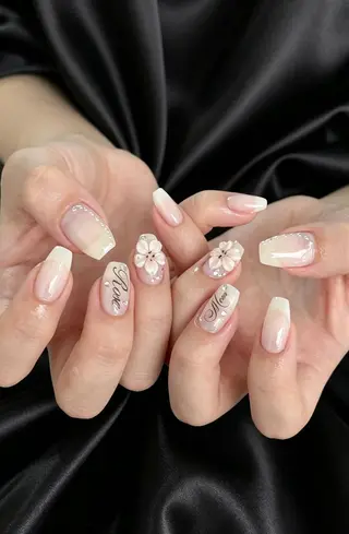 ネイル レ イのネイルデザイン