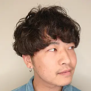 メンズ カラー ヘアアレンジ パーマ ブリーチ/ヘアケア/ 艶髪/イギチハルのヘアスタイル