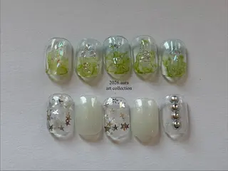 ネイル .aura Kanamiのネイルデザイン