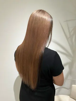 セミロング カラー レイヤー似合わせ 透明感カラーりきやのヘアスタイル