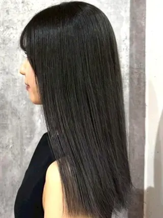 セミロング 髪質改善カラー透明感 ダブルカラー幕田のヘアスタイル