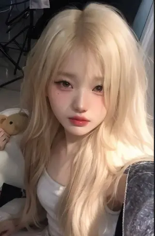 ロング カラー ハイトーンカラー 🦄レイヤーカットのヘアスタイル