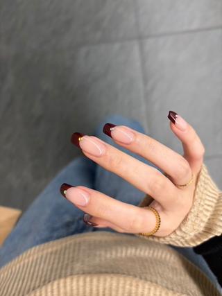 ネイル NAILSTUD!O YOROのネイルデザイン