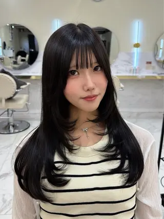 ロング aku🩷韓国風🩷 暖色カラー🎀のヘアスタイル