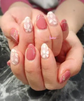 ネイル LUANA TAKAHASHIのネイルデザイン