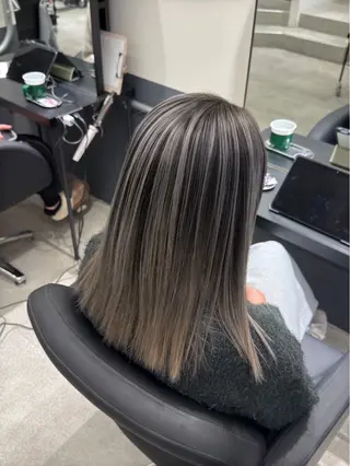 ミディアム Noah🌙/ ciera.南堀江のヘアスタイル