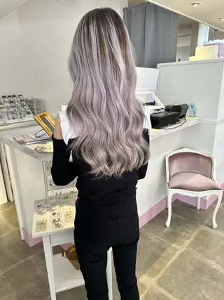 ロング Lit.豊橋 夏目のヘアスタイル