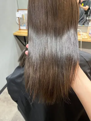 ロング カラー パーマ ヘアアレンジ メンズ キッズ ネイル マツエク・マツパ アイブロウ 久木原 ゆりのヘアスタイル
