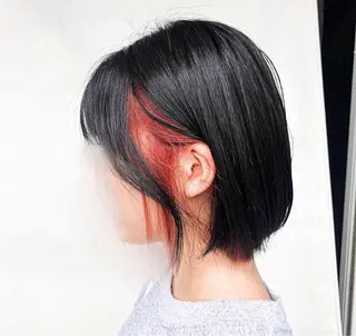 ミディアム カラー lore umeのヘアスタイル