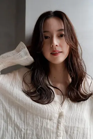 セミロング navile GINZAのヘアスタイル