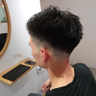 ショート ナカヤマ ヒロトのヘアスタイル