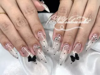 ネイル éclat ⸝꙳.⋆ 栄｜矢場町のネイルデザイン