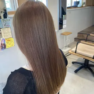 ロング トップディレクター アヤカのヘアスタイル