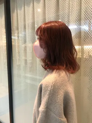 ミディアム カラー 松田 アカリのヘアスタイル