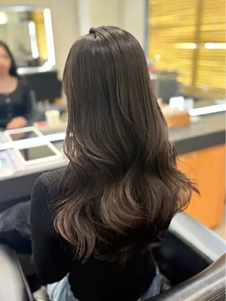 ロング 髪質改善・水素カラー ARIA（ému）のヘアスタイル