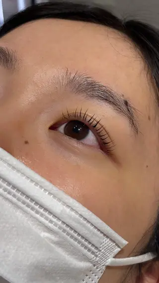 マツエク・マツパ 橋野 凜のヘアスタイル