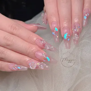 ネイル Maggie Nail🦩のネイルデザイン