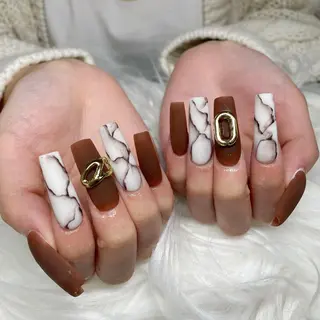 ロング ネイル Y. Sのネイルデザイン
