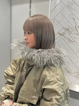ショート カラー 店長 MANAMI 艶カラー／骨格ボブのヘアスタイル