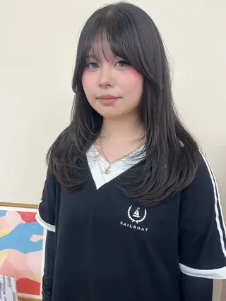 ロング yuka/ロング/ レイヤーカットモデルのヘアスタイル