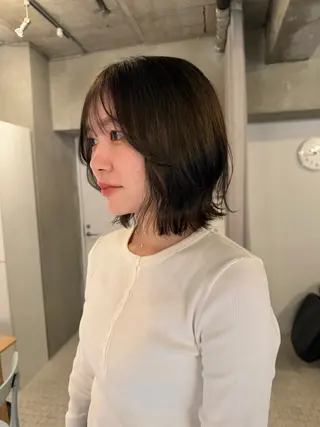 ミディアム カラー 中野 こころのヘアスタイル