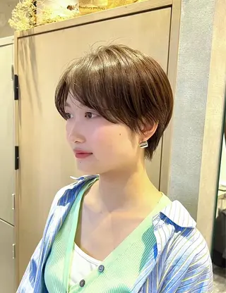 ショート レイヤー/小顔前髪 🤍wakaのヘアスタイル