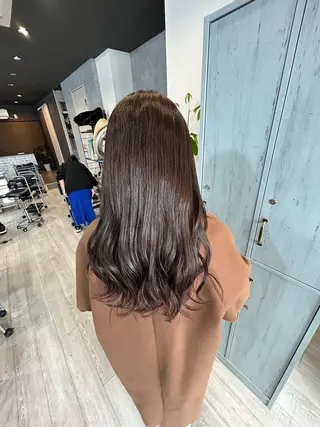 ロング 成瀬 葵のヘアスタイル