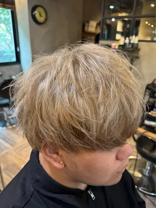カラー メンズ 🫧透明感ブリーチ 🫧𝑳𝒖𝒏𝒂のヘアスタイル