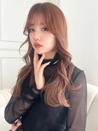 ロング fuwari 美白ショコラカラーのヘアスタイル