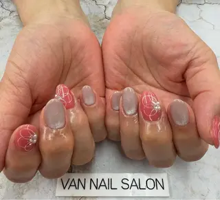 ネイル Van Nail Salonのネイルデザイン
