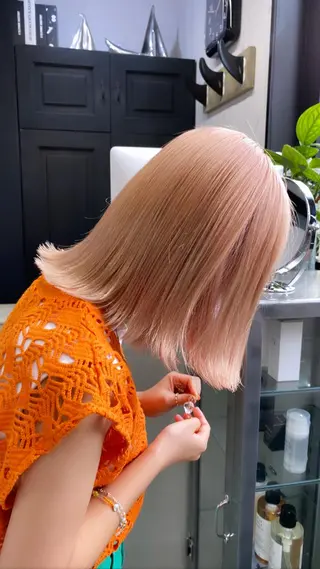 ミディアム カラー ヘアアレンジ ブリーチダブルカラー 元町三宮/三ノ宮のヘアスタイル