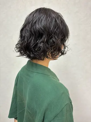 ショート パーマ ayumi🌈 インナーカラー🌈のヘアスタイル