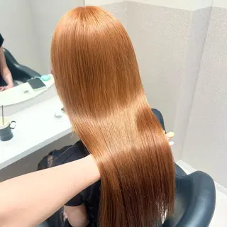 ロング カラー 🩵ブリーチカラー MIORI🩵のヘアスタイル