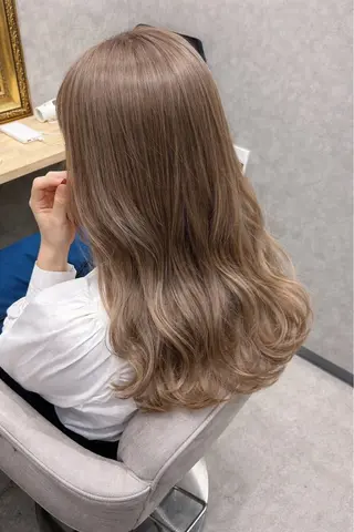 ロング カラー ミルクティー職人× HIROSEのヘアスタイル