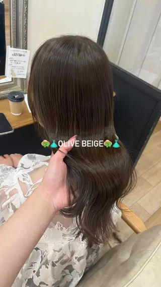 ミディアム カラー KOKORO 中村 朱里のヘアスタイル