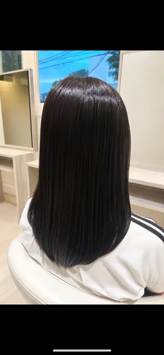セミロング 林田ひより プロヘアテックのヘアスタイル