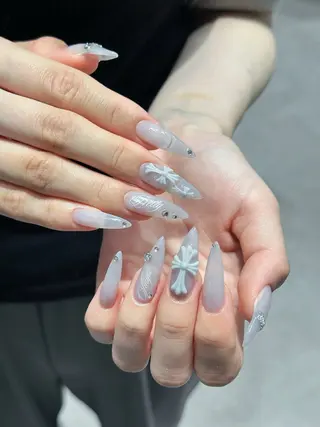 ネイル Eli Muse 新宿ネイルのネイルデザイン