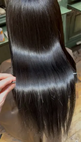 ロング カラー 鈴木 優斗のヘアスタイル