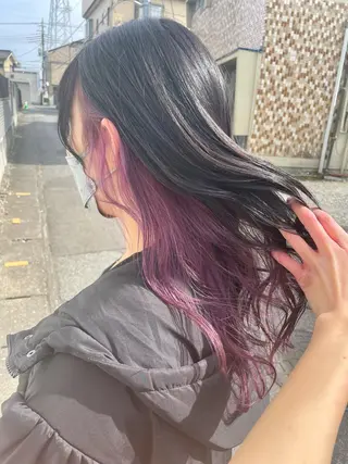 ミディアム カラー インナーカラー 推し ブリーチ 髪質改善のヘアスタイル