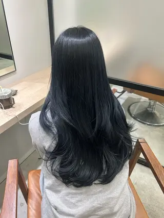 ロング しげ ゆりか/透明感 カラー/顔周りカットのヘアスタイル