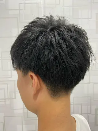 ショート メンズ カットパーマ✂️ 小坂田玲亜のヘアスタイル