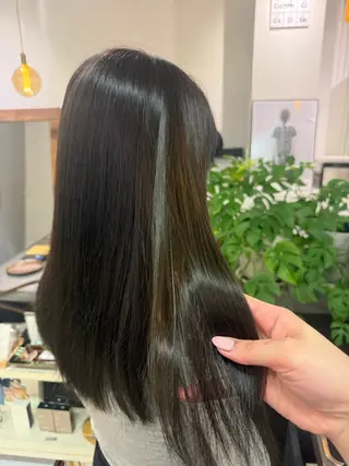 ロング カラー Niina yuzuのヘアスタイル
