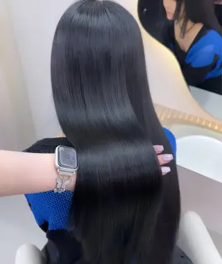 セミロング カラー ヘアアレンジ 🖤kana韓国ヘア 艶髪カラー特化🖤のヘアスタイル