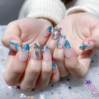 ネイル Queens テイのネイルデザイン