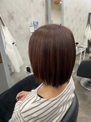 ショート カラー 藤田 麗安のヘアスタイル
