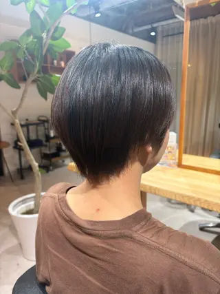 ショート aina / n.w.hのヘアスタイル