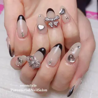 ミディアム ネイル 🐾enen style 🐾のネイルデザイン