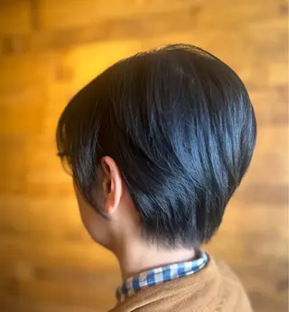 ショート 居垣 唯のヘアスタイル
