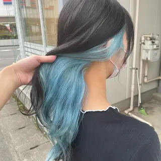 セミロング カラー インナーカラー 推し ブリーチ 髪質改善のヘアスタイル