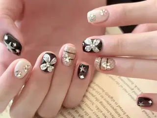 ネイル Nana🎀 研修ネイルのネイルデザイン
